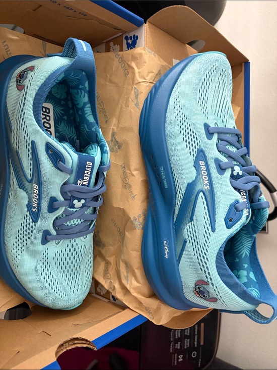 Brooks Shoes - Brooks Women's RUNDISNEY Stitch Turquoise and Teal Running Shoes